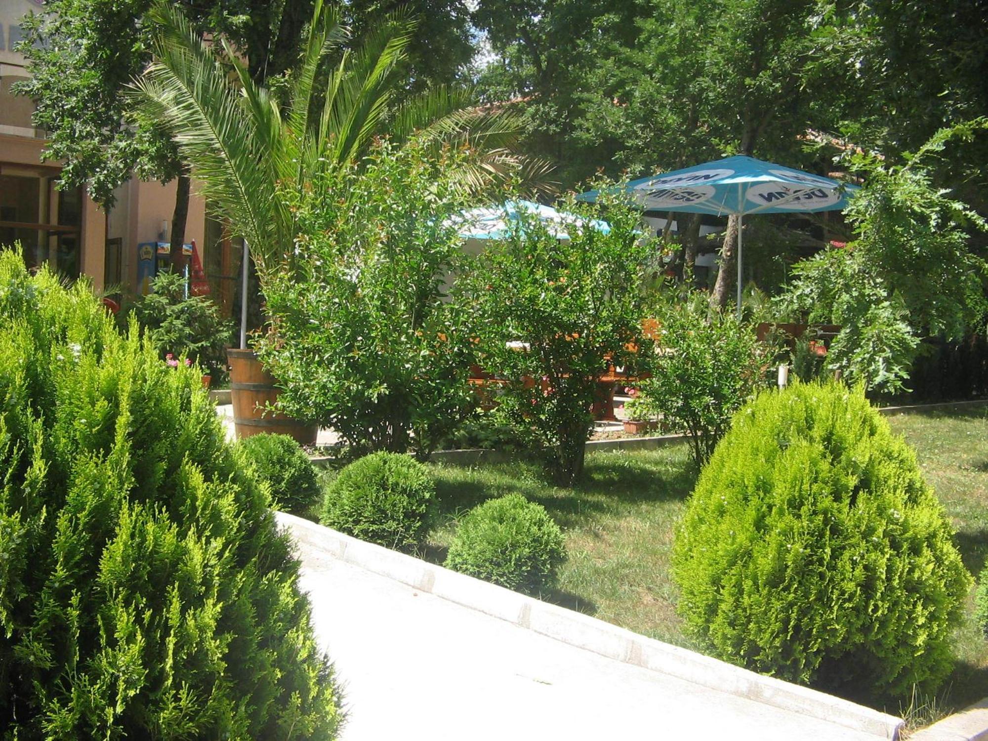 Sunny Paradise Family Hotel Kiten  Exterior photo